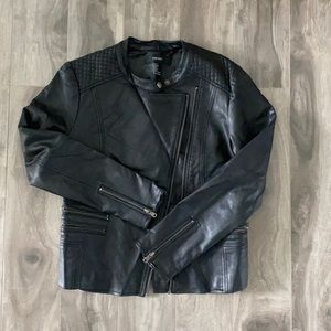 Women’s Forever21 faux leather jacket